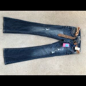 Women’s wallflower jeans